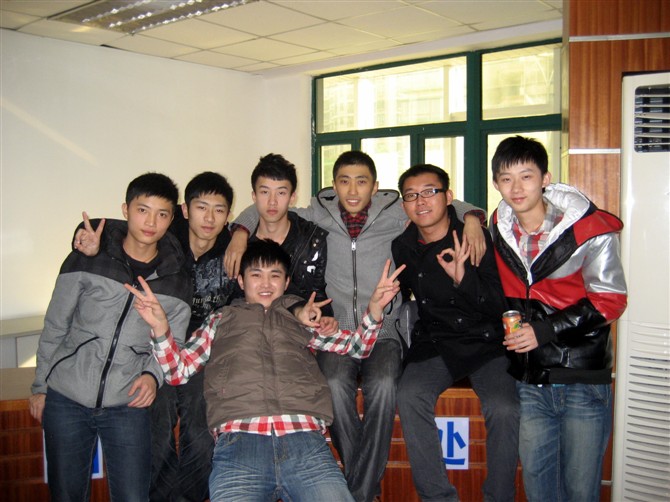 5e587a0bx98ca1a1b8614&690.jpg