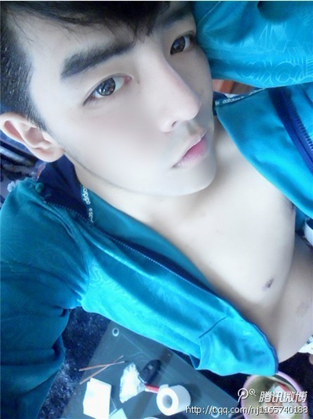 9b54d520nc460db376cbb&690.jpg