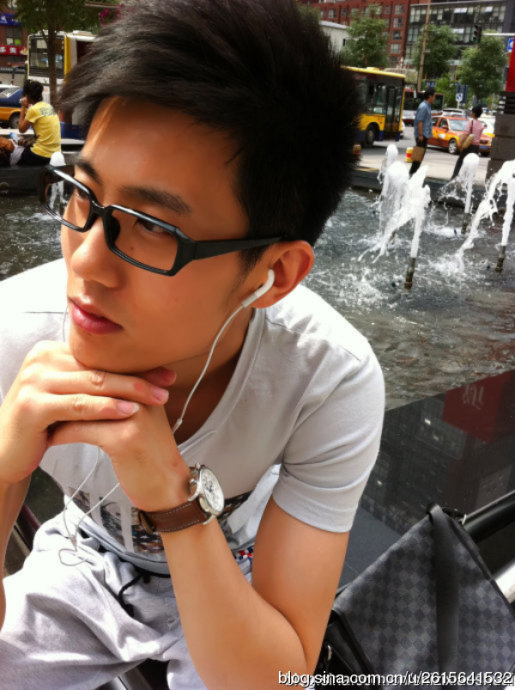 a7408685gd9459bbc5654&690.jpg