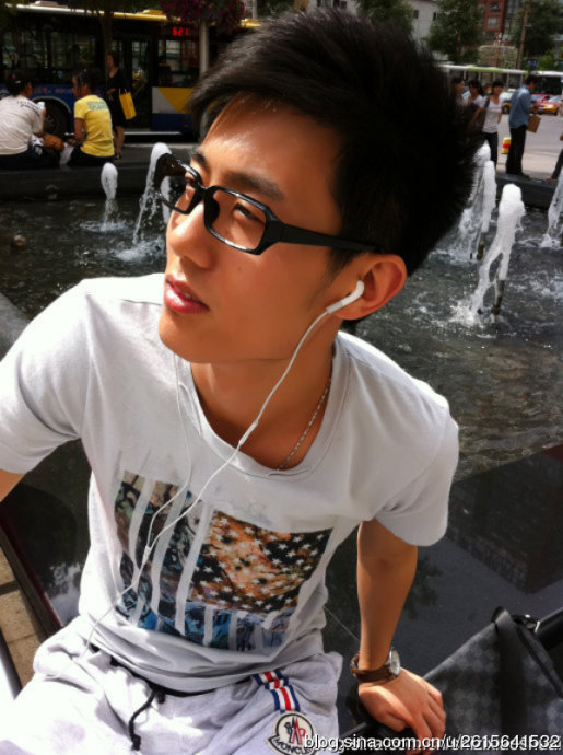 a7408685gd9459be4a852&690.jpg