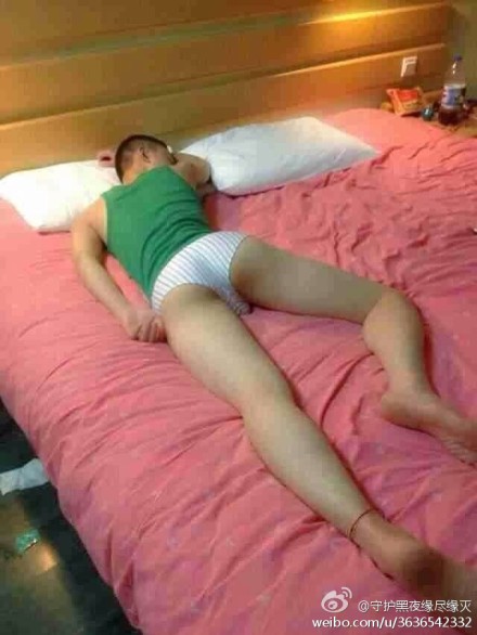 d8c13b7cjw1ekoy85n61mj20hs0npmz2.jpg