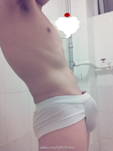 005IL5ppgw1emkcxwj7m0j30dc0hs0ts.jpg