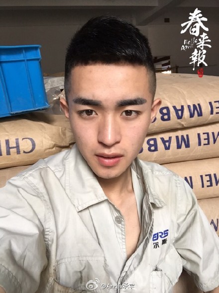 871f1599jw1eqr0unslzkj20dc0hstaq.jpg