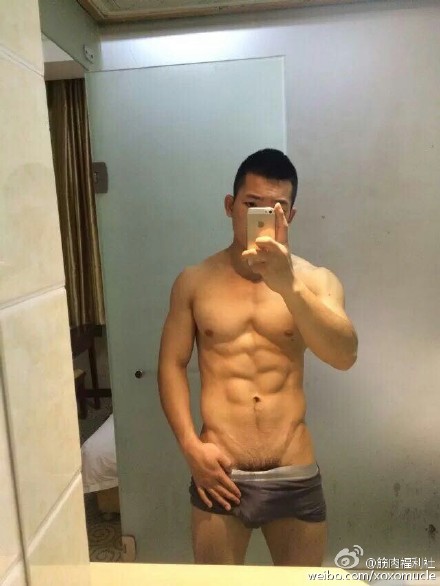 ebfa39e8jw1erkjdksuz4j20hs0np0u4.jpg
