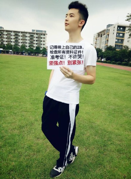 005to5Djjw1ess6ey90ncj30k00rbdk8.jpg