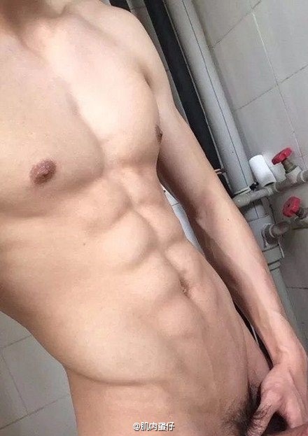 e7f9a46egw1evo1150f90j20cb0hf0tu.jpg
