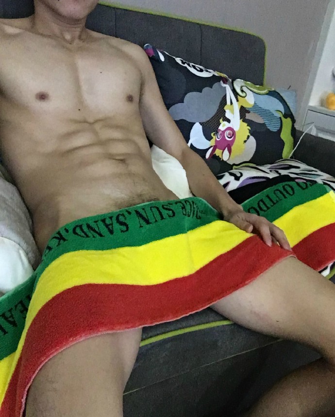 006aAEUIgw1f3suznm272j30zk188ti3.jpg