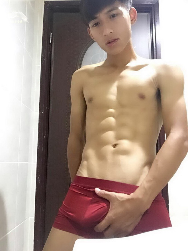 006aAEUIgw1f4k7kdmhfkj30ic0ogwhj.jpg