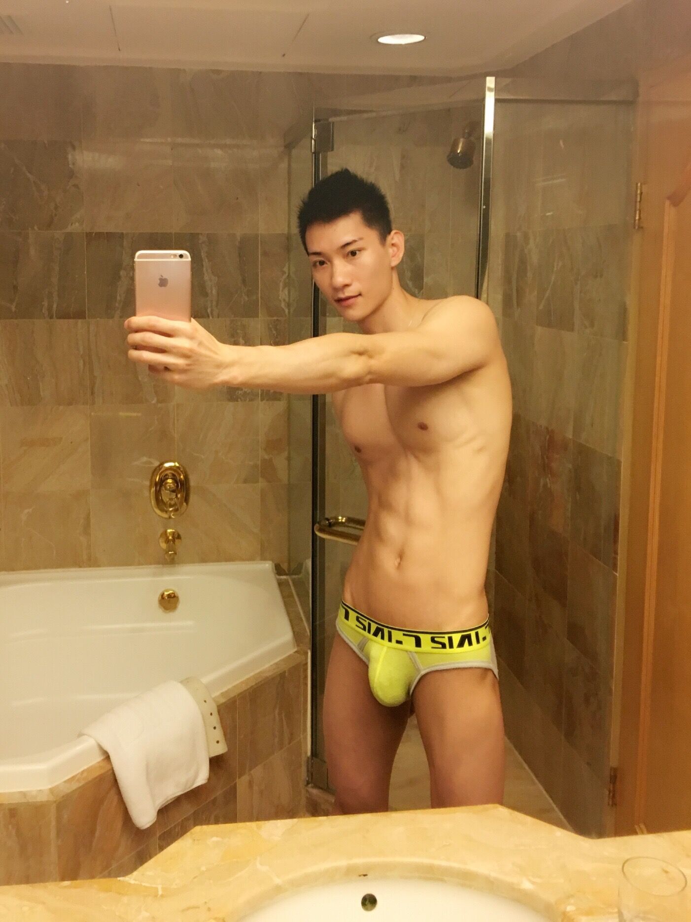 QQͼƬ20161112183634.jpg