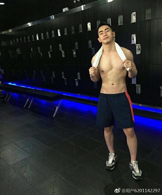 006LFmo9gy1feiljibs46j30j60n1zni.jpg