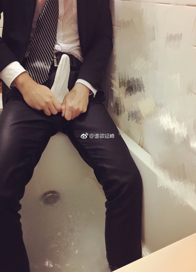 ece241d1gy1ff7bwqwhg4j20qo10zn5b.jpg