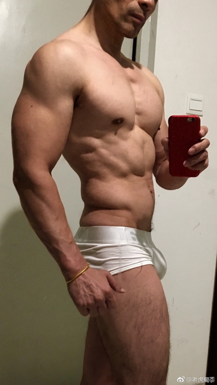8c82f22dly1fj21pcbn7nj20v91jk7cl.jpg
