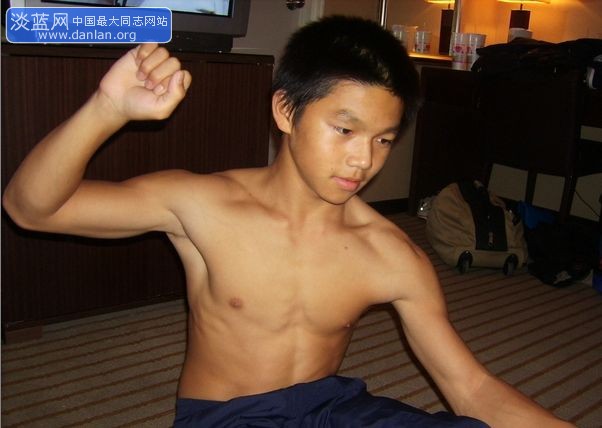 20100301_83befece31f2e4938b3b0cOBO02LfZZ0.jpg