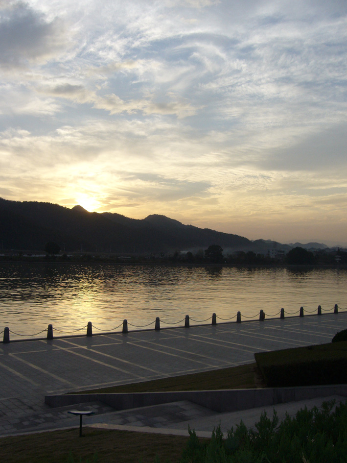 02.jpg