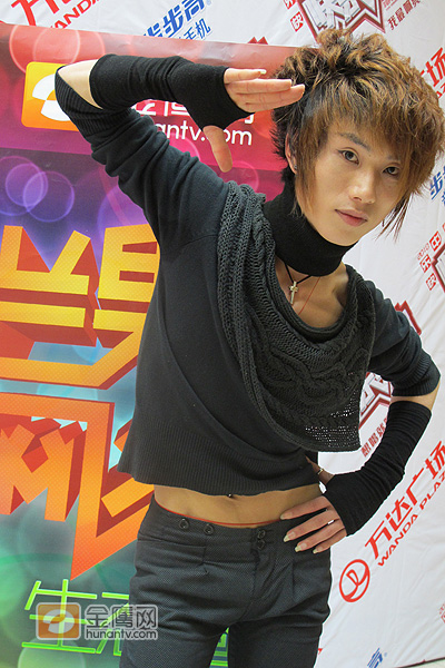 02210KDc1_small.jpg