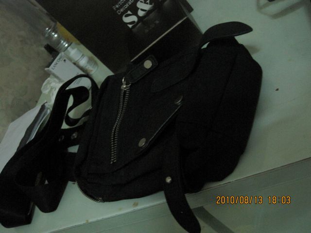 Ƭ 018.jpg