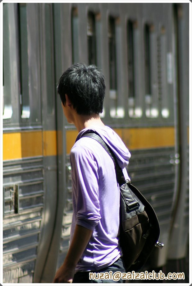 eded08faef3c16de59ee9028.jpg