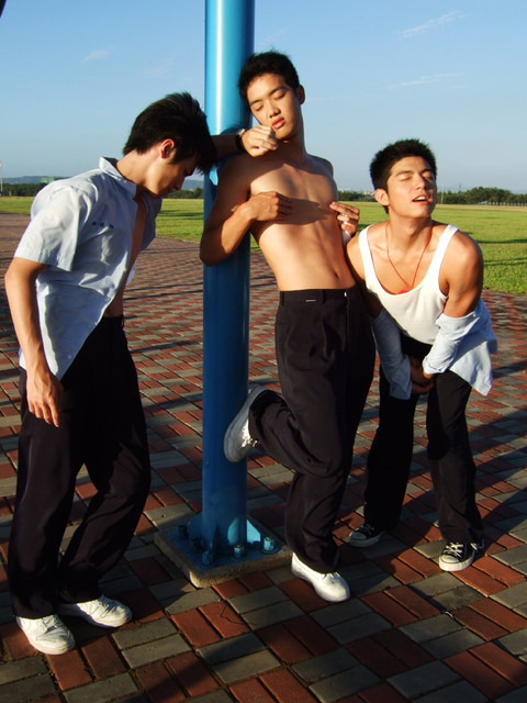 YY.jpg